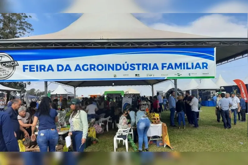 Produtores rurais de Lunardelli participam da 27ª Expotécnica