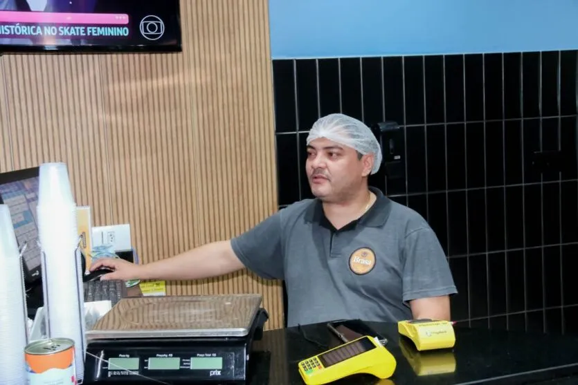  Ricardo Oliveira de Miranda, proprietário do Restaurante Brasa Grill, localizado no Shopping 