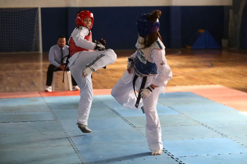 Universidades do oeste do PR dominam o taekwondo dos JUPS