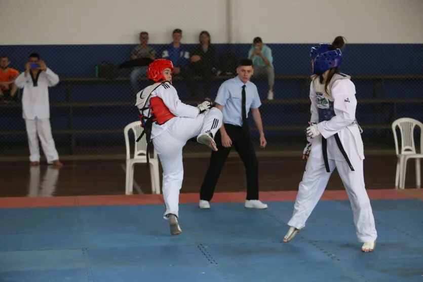 Universidades do oeste do PR dominam o taekwondo dos JUPS