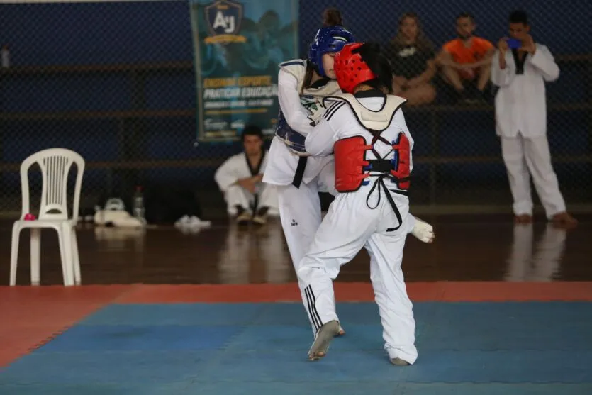 Universidades do oeste do PR dominam o taekwondo dos JUPS