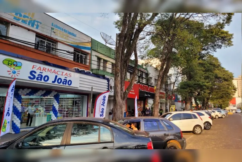  A loja começará a receber o público a partir das 8 horas 