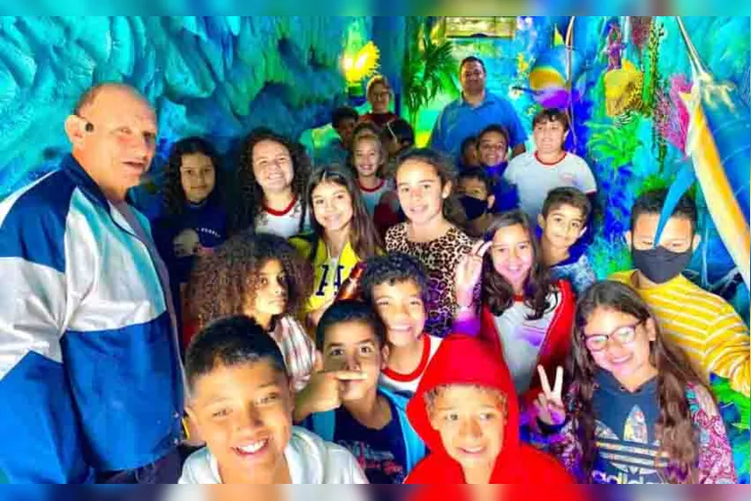 Alunos das escolas de Lunardelli conhecem o projeto “Vida Marinha”