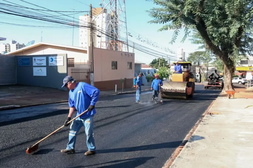 Apucarana continua com obras na Rua Bandeirantes