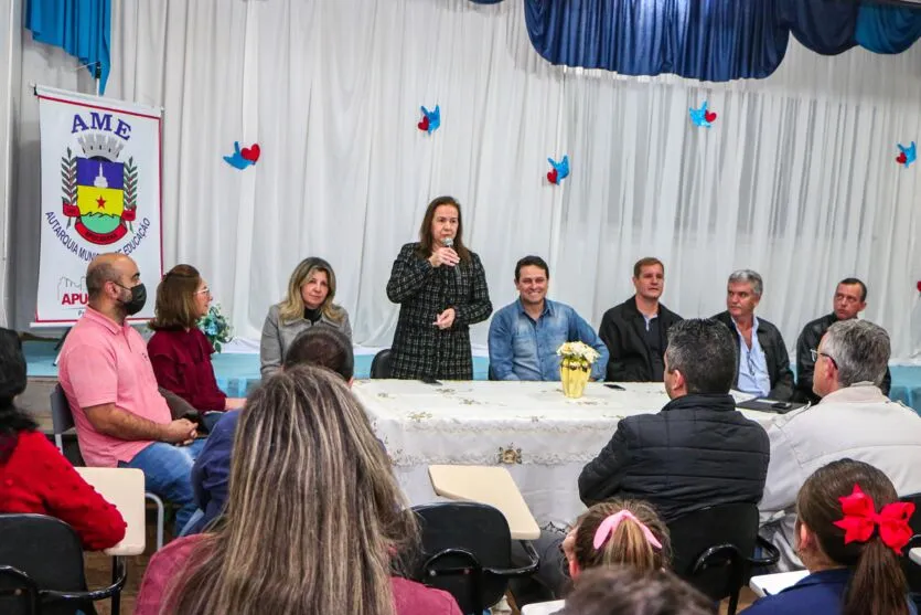 Apucarana implanta o ensino de Libras nas escolas da Rede Municipal