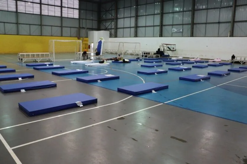  Arapongas ativa nesta sexta e sábado abrigo emergencial para moradores de rua 