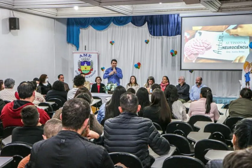  Atualmente, 127 crianças diagnosticadas com autismo estão matriculadas em Apucarana 