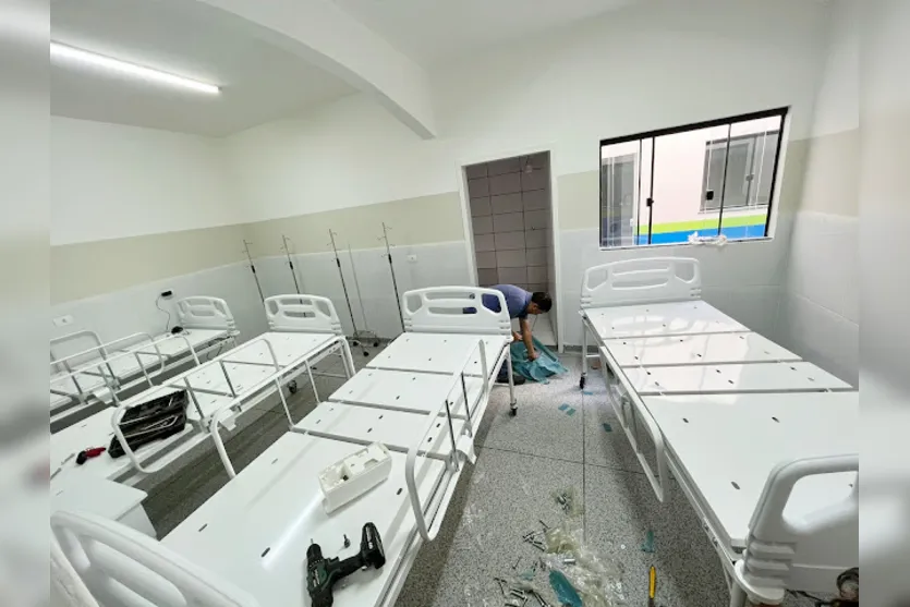  Desde o início das obras, em junho de 2020, o município conta com um hospital emergencial com oito leitos instalados na UBS Vila Verde 