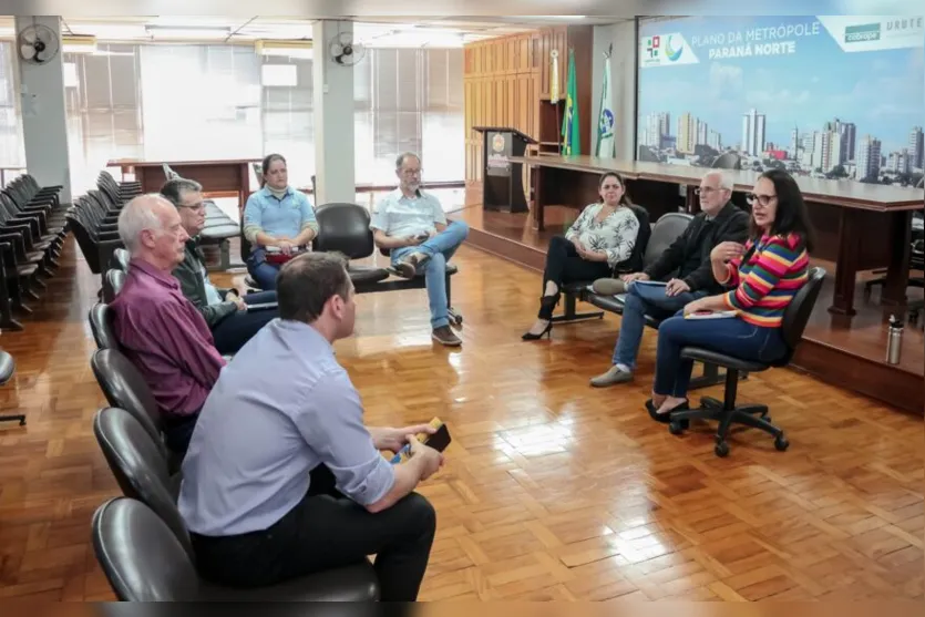 Empresas de materiais de construção conhecem o 'Compras Apucarana'