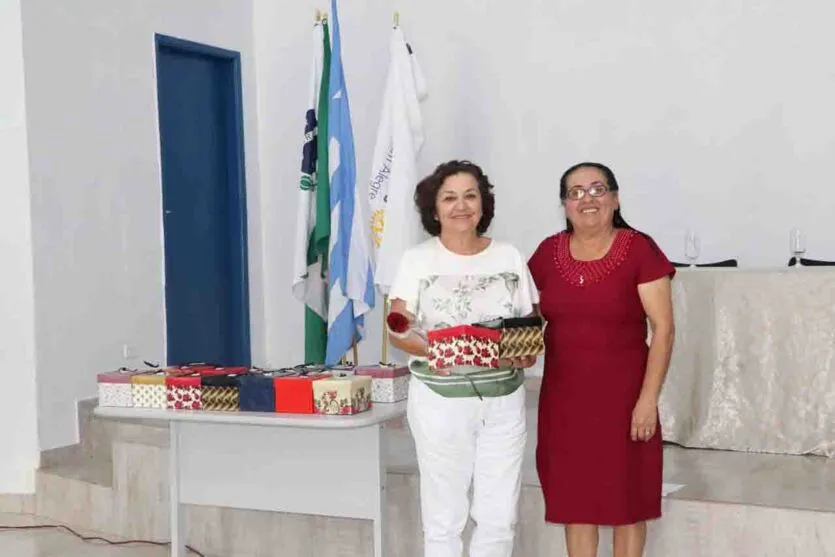 Jardim Alegre realiza encontro das primeiras e segundas-damas