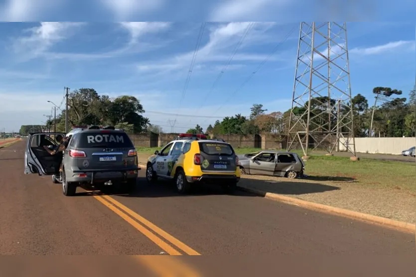  O acidente ocorreu no gramado em frente a uma metalúrgica localizada na margina da Avenida Zilda Seixas do Amaral, em Apucarana 