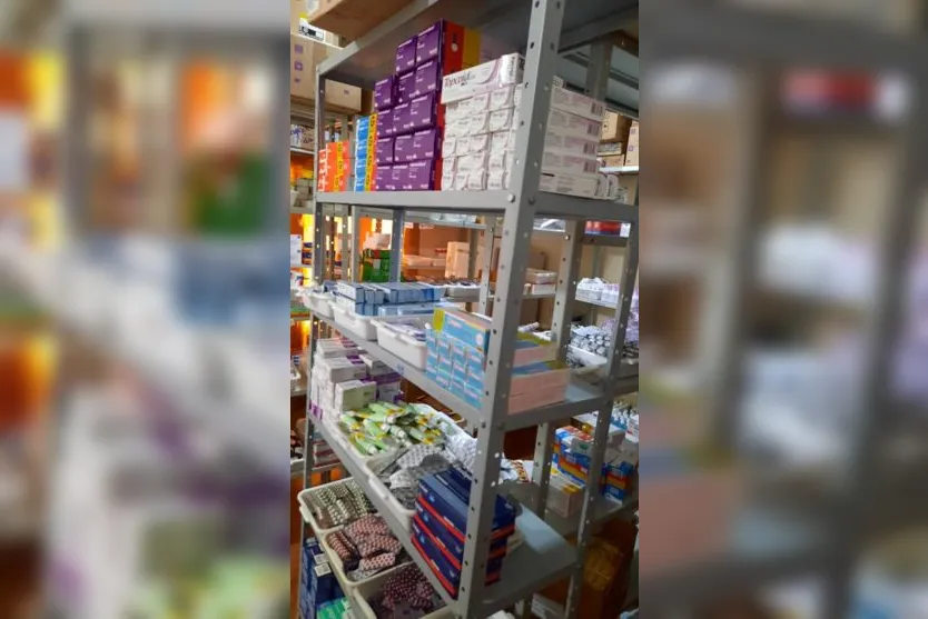  Os estoques de medicamentos, além de melhor organizados, passam a ter gestão informatizada 