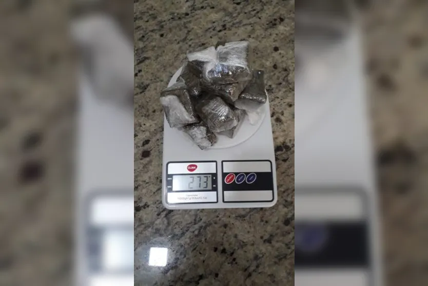 Polícia Civil de Apucarana prende traficante e apreende R$ 37 mil