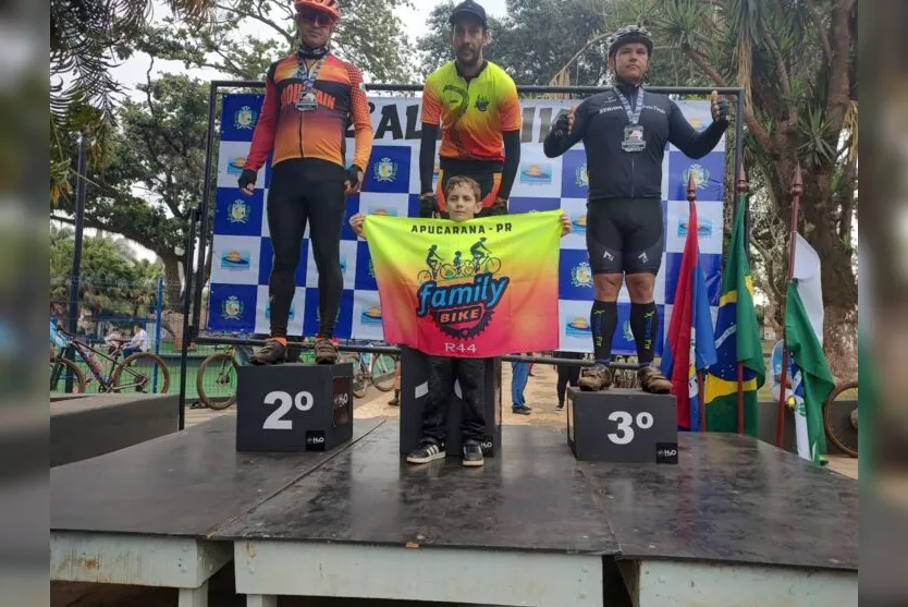  Ricardo Antônio Adorno, 42 anos, campeão da categoria sub-45 