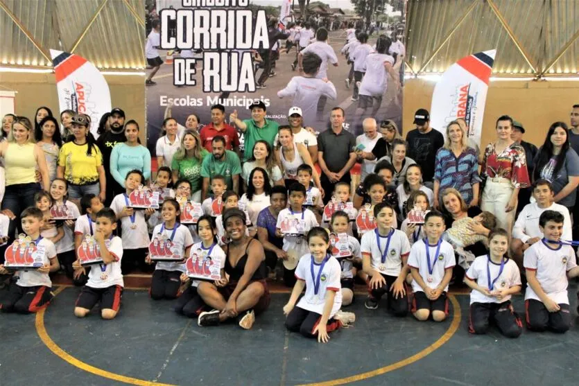  o Circuito de Corridas de Rua das Escolas Municipais tem por objetivo incentivar a prática do atletismo e promover a qualidade de vida 