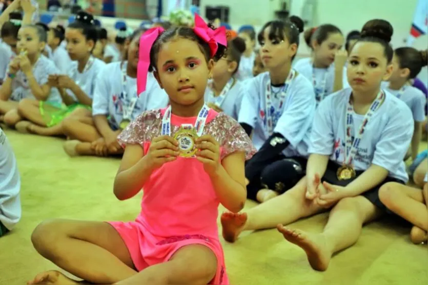  A escolinha de ginástica no Complexo Esportivo Lagoão funciona com mais de 200 atletas 