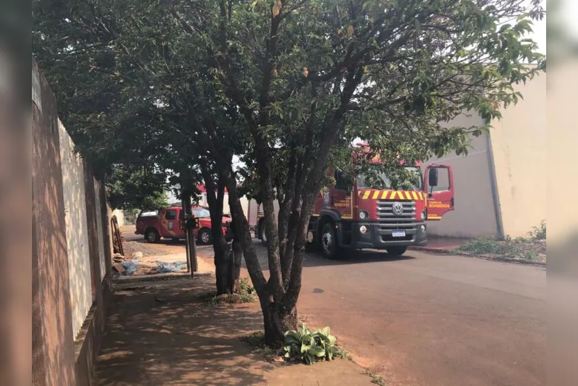  Apesar do susto, as chamas foram contidas pelos socorristas e ninguém sofreu ferimentos 