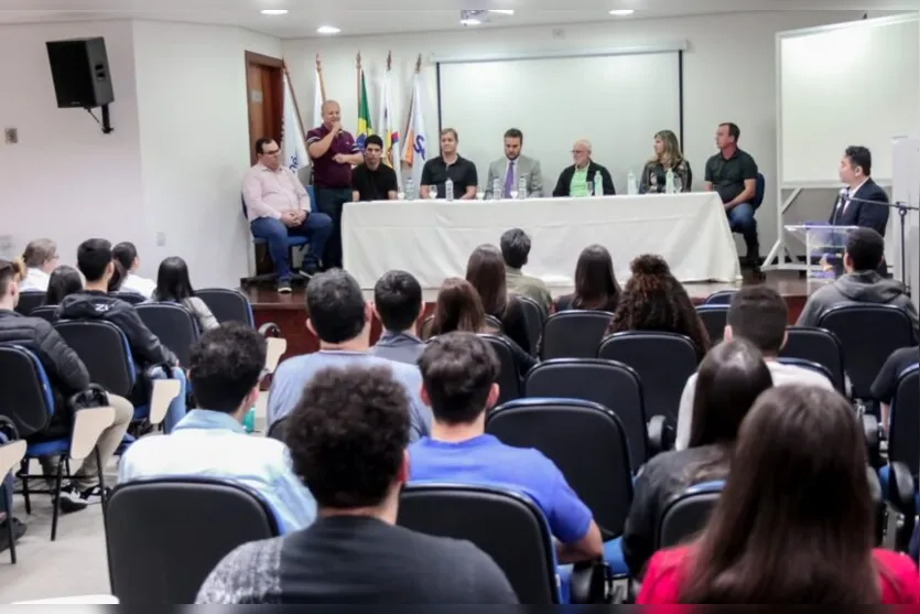 Apucarana inicia capacitação de jovens na administração pública