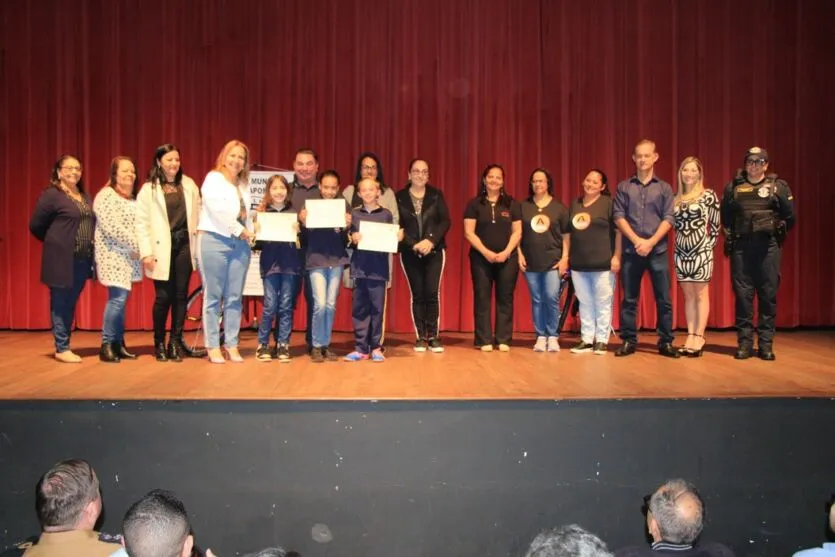 Arapongas realiza a abertura da Semana Nacional do Trânsito