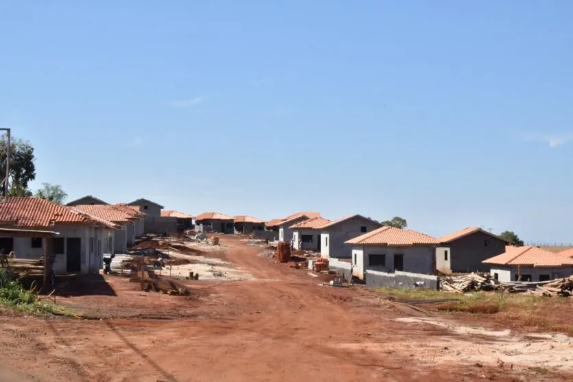  As 75 casas para abrigar as famílias já estão na reta final das obras 