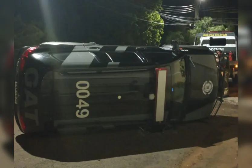  De acordo com a corporação, o veículo apresentou um falha mecânica, na parte do eixo traseiro 