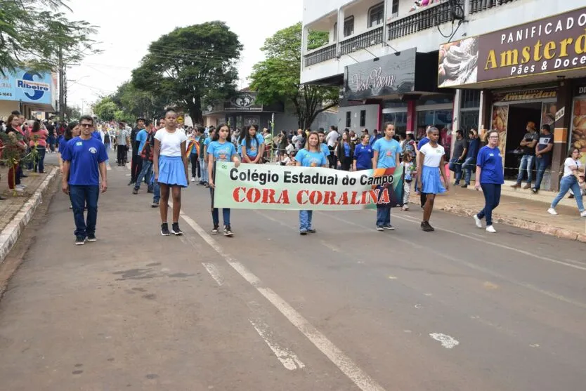 Desfile da Independência  realizado com sucesso em Jardim Alegre