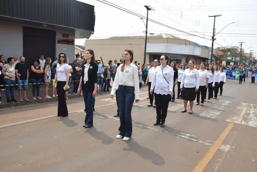 Desfile da Independência  realizado com sucesso em Jardim Alegre