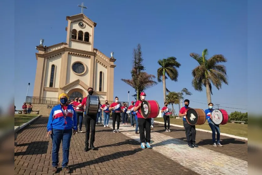  Fanfarra vai se apresentar em pelo menos cinco cidades 