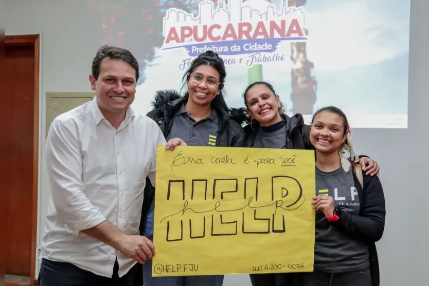 Voluntários de Apucarana levam ajuda a pessoas em sofrimento mental