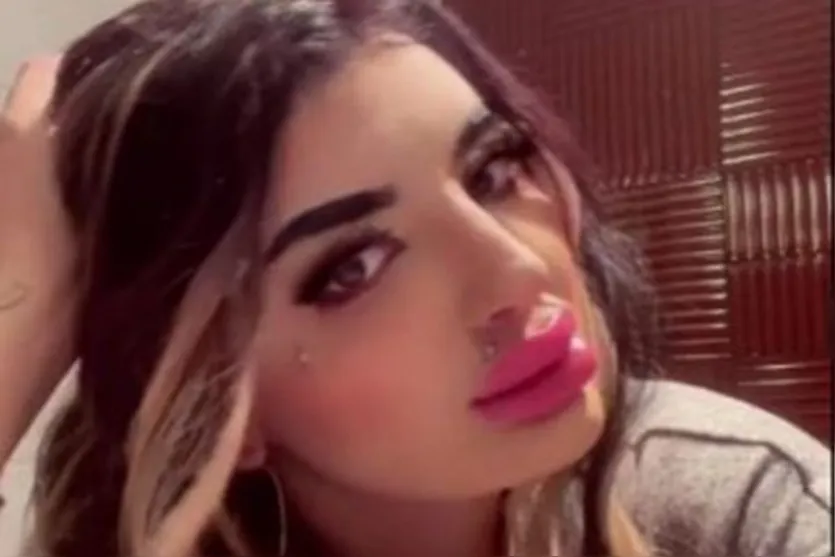  A jovem libanesa radicada na Austrália é adepta das intervenções estéticas 