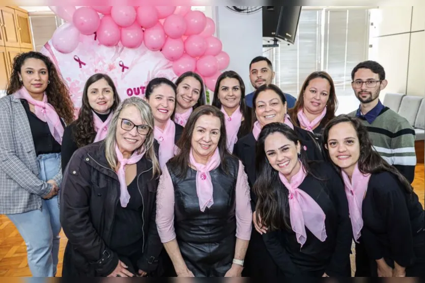 Autarquia de Educação repassa 140 lenços ao Hospital da Providência