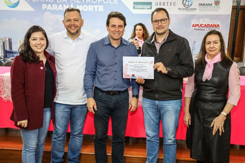 Autarquia de Educação repassa 140 lenços ao Hospital da Providência