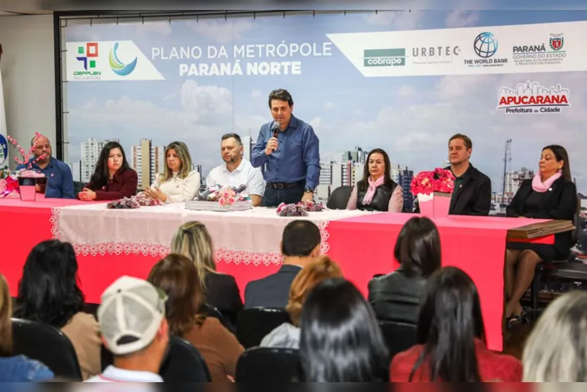 Autarquia de Educação repassa 140 lenços ao Hospital da Providência