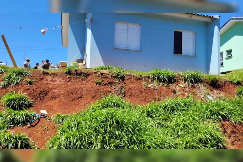  De acordo com a construtora, o muro de arrimo será construído no início de novembro. 