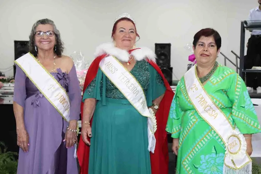  Jandira (1ª Princesa), Benedita dos Reis ( Miss Melhor Idade 2022) Zenaide (2ª Princesa) 