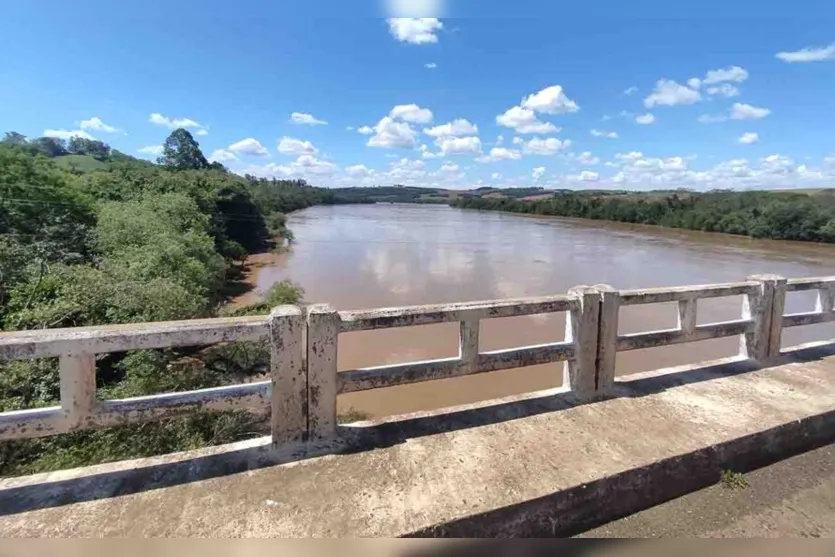  Na reunião foi discutida a  avaliação de projetos de construção de Pequenas Centrais Hidrelétricas (PCHs) no Rio Ivaí 