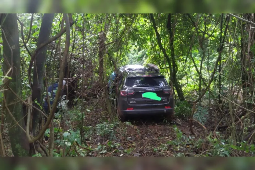  O veículo estava na área rural de Apucarana, na região de Caixa de São Pedro 