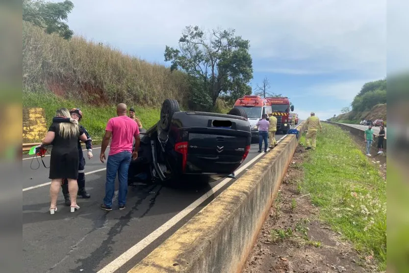  Os Bombeiros e o Serviço de Atendimento Móvel de Urgência (Samu) socorreram a vítima 