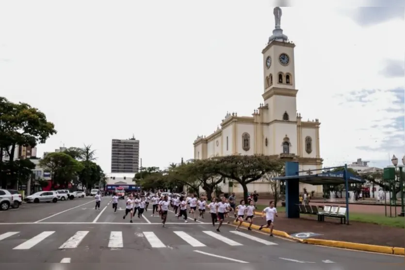  Os melhores colocados de cada categoria receberam troféus e medalhas e se credenciaram para participar da Prova Pedestre São Silvestrinha 