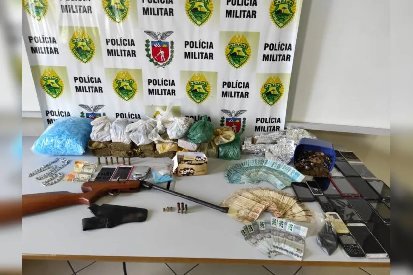 PM prende quadrilha de Kaloré com drogas, armas e animais; veja
