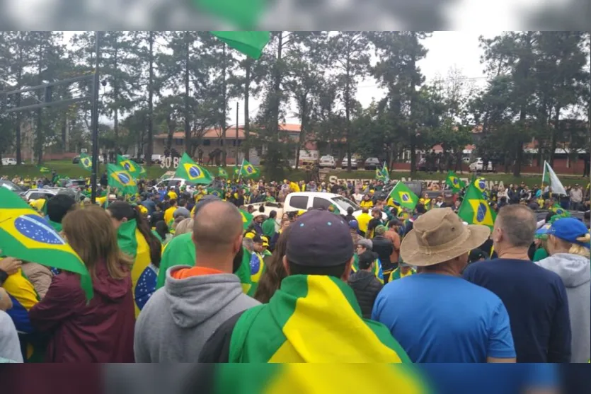  Protesto acontece no mesmo local onde foi registrado bloqueios de caminhoneiros na segunda-feira (31) 