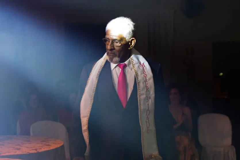  Sebastião Marcelino de Oliveira, eleito o Mister 3ª Idade 