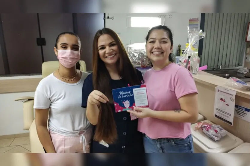 Unidade de Tratamento do Câncer promove 'Dia Rosa', em Apucarana