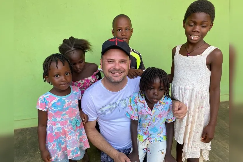  A missão São Paulo VI iniciou no país da Guiné-Bissau, África, em 2014, foram definidos três âmbitos de atuação: evangelização, saúde e educação 
