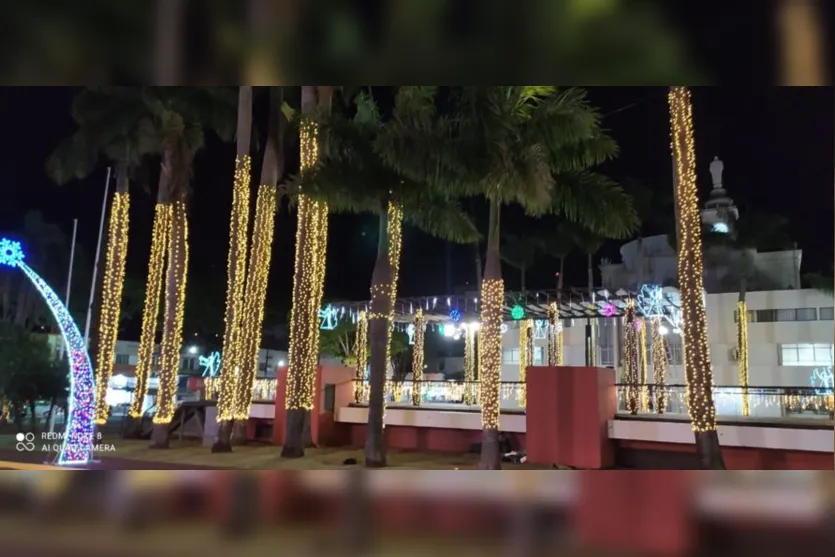  Árvores da Praça Rui Barbosa também foram decoradas 