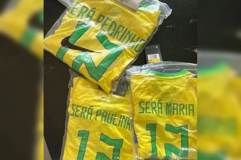 Brasileiro compra camisa da Seleção em site chinês e viraliza