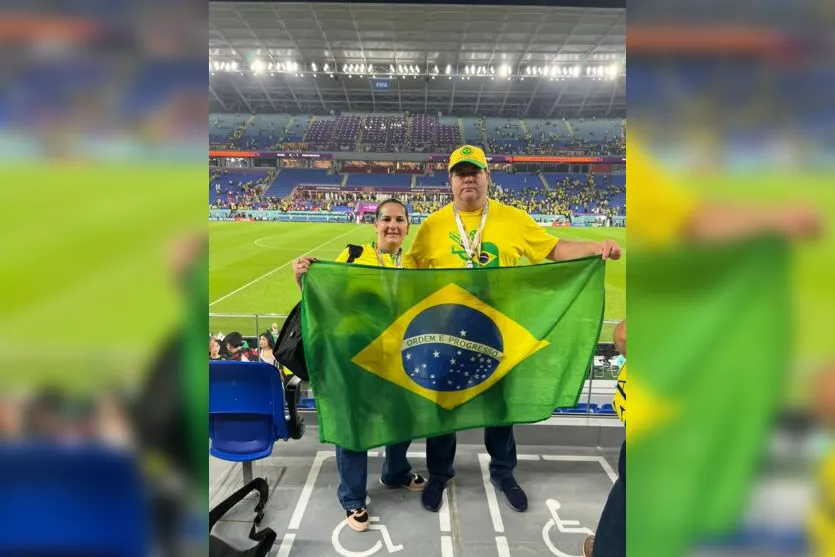 Casal de Arapongas curte Copa do Mundo 2022 'na faixa'; veja