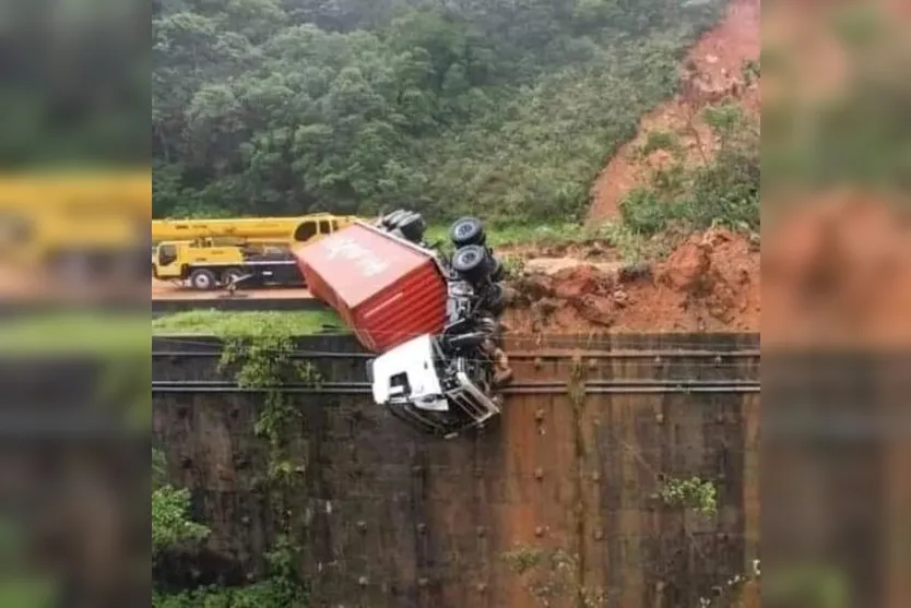 Identificada a primeira vítima da tragédia na BR-376, no litoral do PR