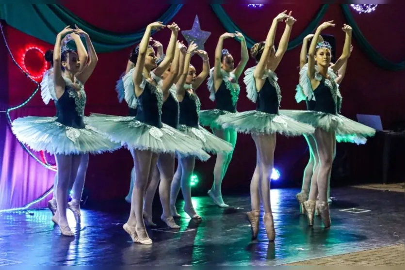  Nesta quarta (07) aconteceu a apresentação de "Quebra nozes" e "All That Jazz" 