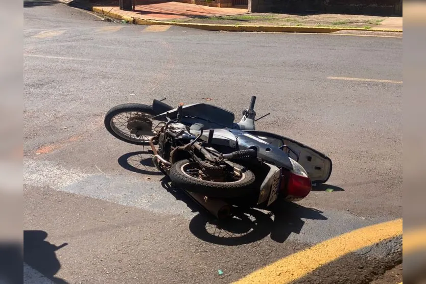  O Serviço de Atendimento Móvel de Urgência (Samu) socorreu a motociclista. 